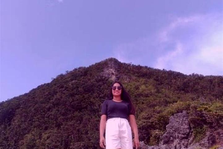 Ella, 20 — Escort in Santa Marcela, Philippines