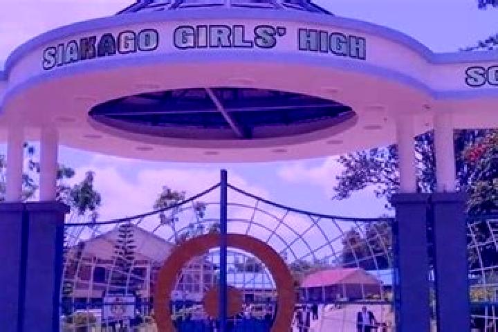 Ella, 20 — Escort in Siakago, Kenya