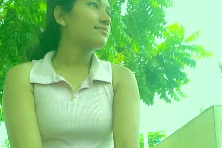 Ella, 20 — Escort in Sohagpur, India
