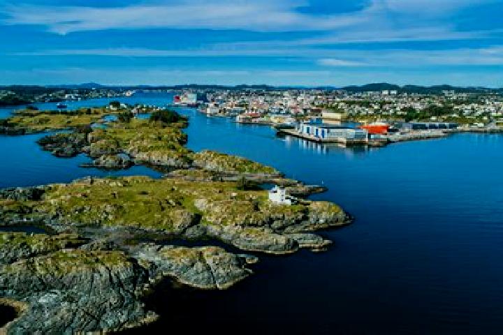 Ella, 20 — Escort in Sveio, Norway
