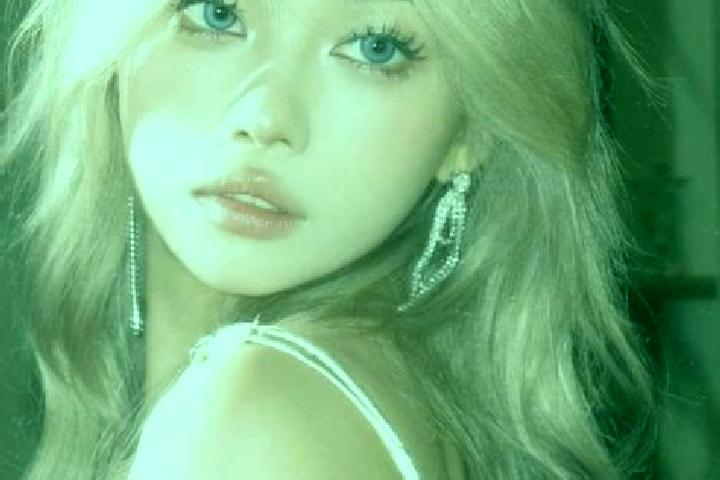 Ella, 21, a blonde grey-eyed asian companion based in Lapel. Offering Erotic Massage, OWO, Duos, 69. Available for incall and outcall, overnight bookings ava...