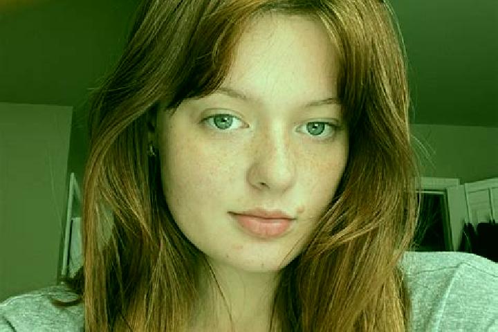 Ella, 21, a chestnut grey-eyed caucasian companion based in Sainte-Menehould. Offering Massage, Duos. Available for incall and outcall, overnight bookings av...