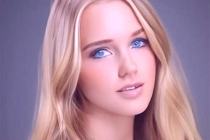 Ella, 21, a dark blonde amber-eyed mediterranean companion based in Bentleigh East. Offering Dinner Date, Girlfriend Experience, A-Level. Available for incal...
