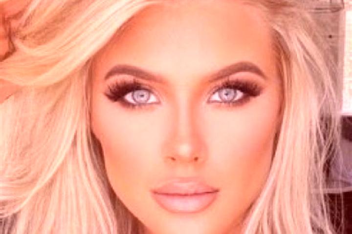 Ella, 21, a platinum blonde amber-eyed slavic companion based in Brockhampton. Offering Fetish, Roleplay, A-Level. Available for incall and outcall, overnigh...