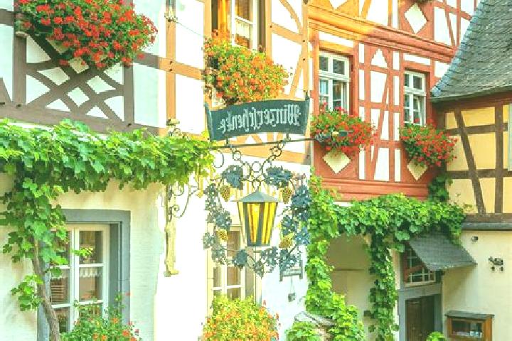 Ella, 21 — Escort in Bolsberg, Germany
