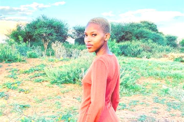 Ella, 21 — Escort in Khakhea, Botswana