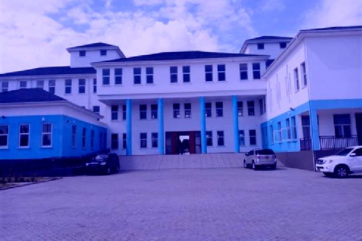 Ella, 21 — Escort in Mlandizi, Tanzania