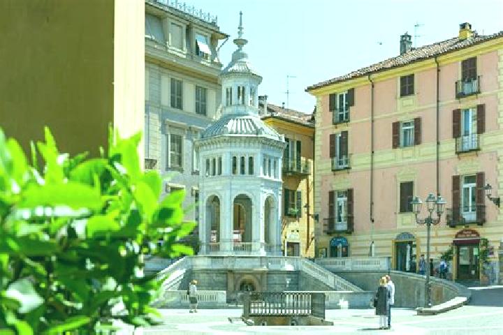 Ella, 21 — Escort in Nizza Millefonti, Italy