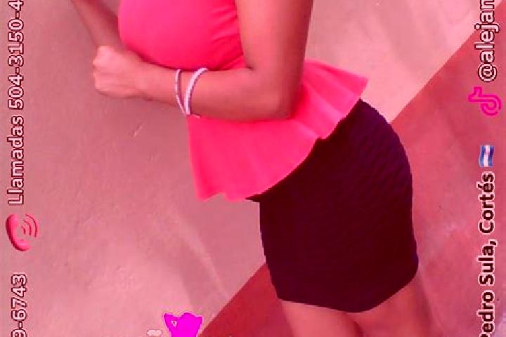 Ella, 21 — Escort in San Pedro Sula, Honduras