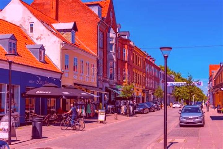 Ella, 21 — Escort in Soro, Denmark