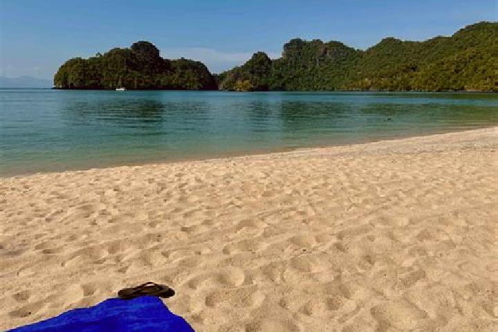 Ella, 21 — Escort in Tanjung Rhu, Malaysia