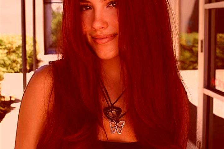 Ella, 22, a auburn dark-eyed mediterranean companion based in Trassenheide. Offering Dinner Date, GFE, Striptease. Available for incall and outcall, overnigh...