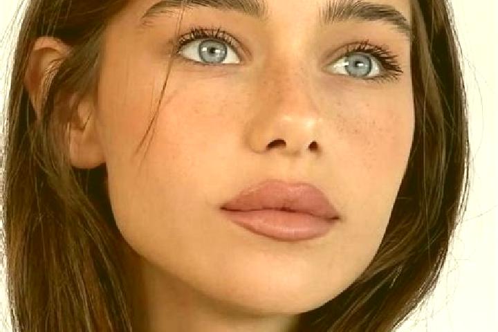 Ella, 22, a brunette blue-eyed caribbean companion based in Utmanzai. Offering Striptease, Travel Companion, Duos. Available for incall and outcall, day and ...