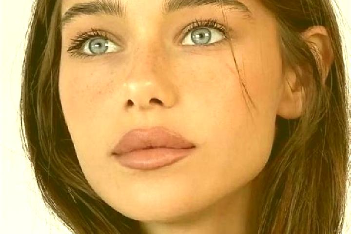 Ella, 22, a brunette blue-eyed middle eastern companion based in Agua Caliente. Offering Domination, Roleplay. Available for incall and outcall, overnight bo...