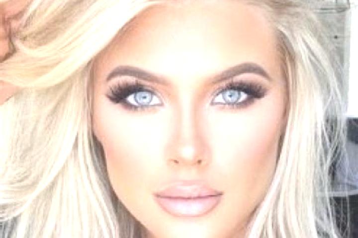 Ella, 22, a platinum blonde green-eyed asian companion based in Oldenico. Offering Deep French Kissing, Prostate Massage, A-Level. Available for incall and o...