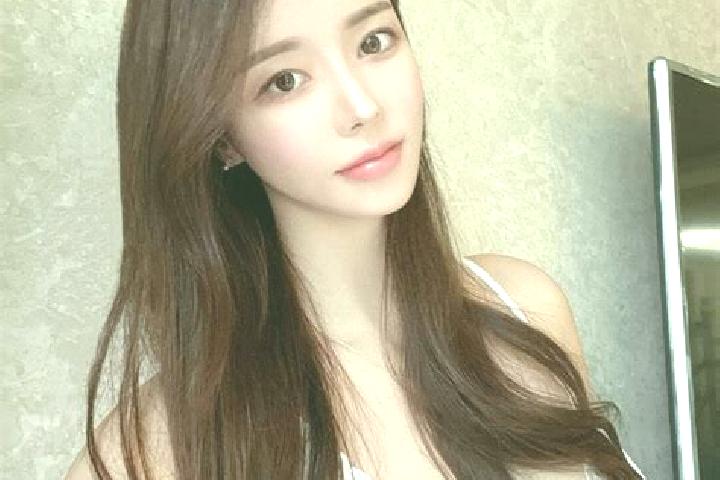 Ella, 22 — Escort in Bahechuan, China