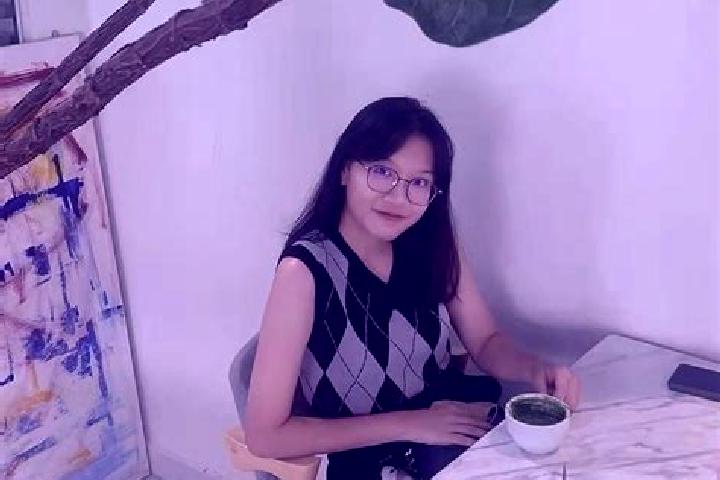 Ella, 22 — Escort in Buduan Ghejeh, Indonesia