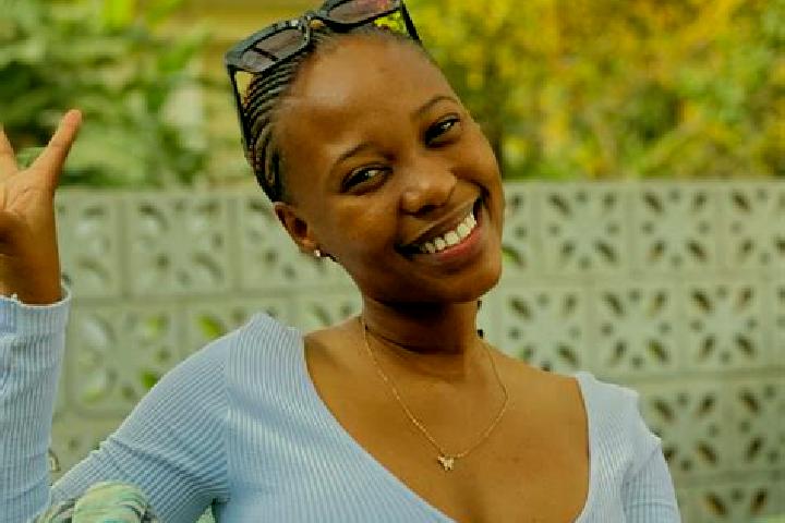 Ella, 22 — Escort in Mokowe, Kenya