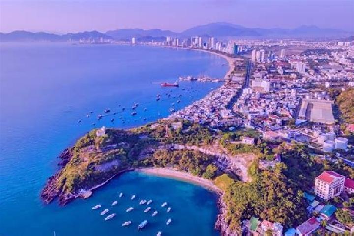 Ella, 22 — Escort in Nha Trang, Vietnam
