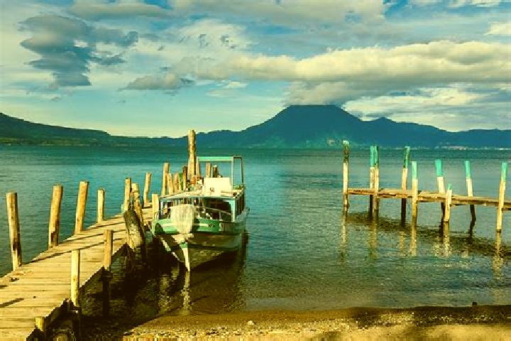Ella, 22 — Escort in San Pedro La Laguna, Guatemala