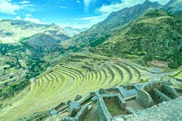 Ella, 22 — Escort in Yucay, Peru