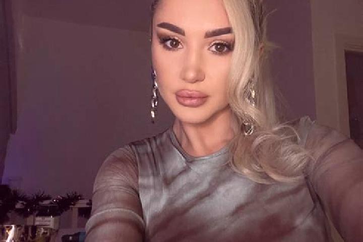 Ella, 23, a auburn brown-eyed caribbean companion based in Ansac-sur-Vienne. Offering Fetish, GFE, BDSM. Available for incall and outcall, overnight bookings...