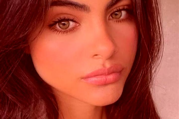 Ella, 23, a brunette dark-eyed caucasian companion based in Limnochori. Offering OWO, GFE, Overnight. Available for incall and outcall, overnight bookings av...