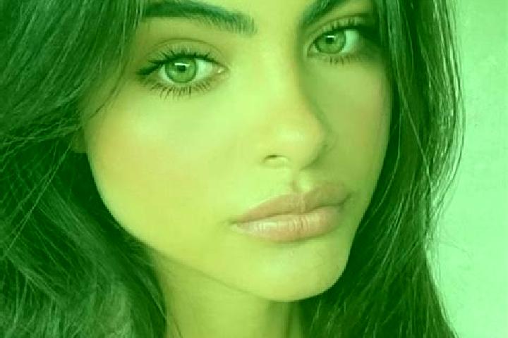 Ella, 23, a chestnut brown-eyed indian companion based in Brens. Offering Domination, Deep French Kissing, Duos, Girlfriend Experience, Prostate Massage. Ava...