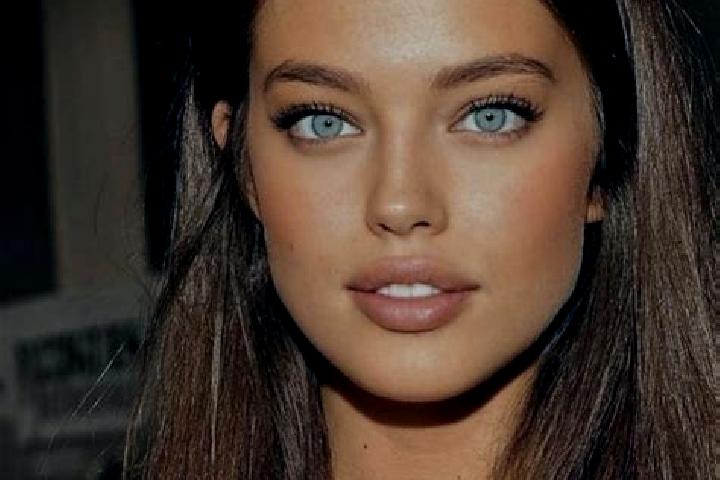 Ella, 23, a chestnut green-eyed caucasian companion based in Rolandia. Offering Overnight, A-Level, Tantra. Available for incall and outcall, overnight booki...