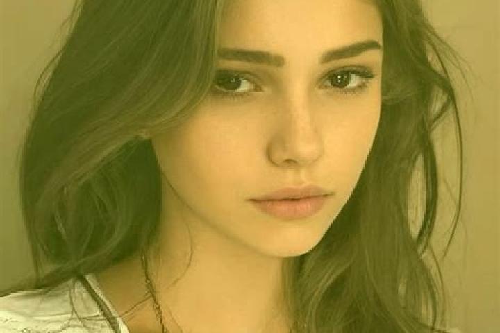 Ella, 23, a chestnut grey-eyed slavic companion based in Tampiquito. Offering Couples, Party Girl, CIM, Striptease. Available for incall and outcall, overnig...