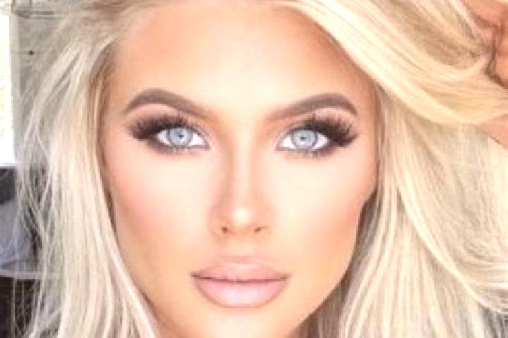 Ella, 23, a platinum blonde blue-eyed indian companion based in Iecea Mare. Offering OWO, A-Level, Massage, Overnight, Duos. Available for incall and outcall...