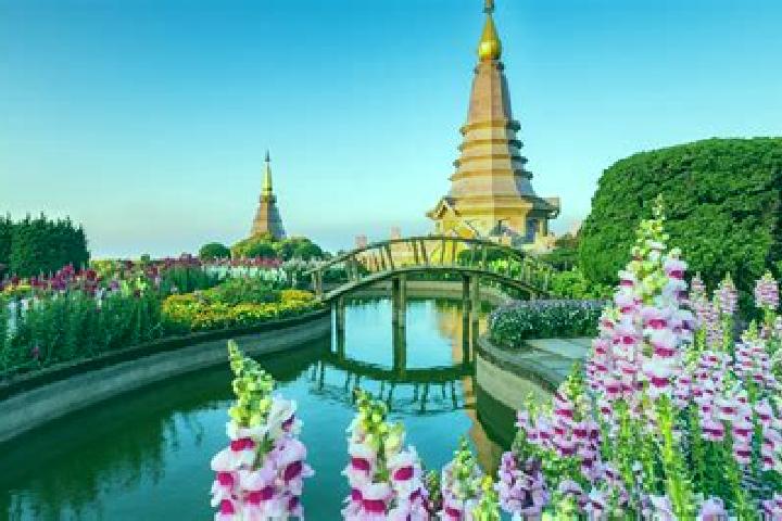 Ella, 23 — Escort in Bang Saphan Noi, Thailand