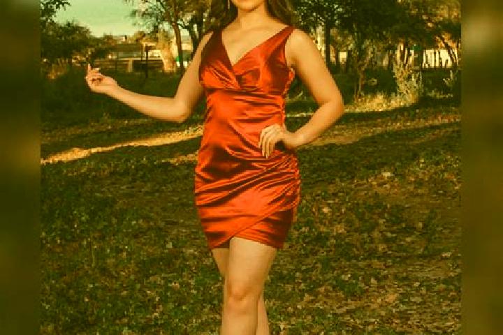 Ella, 23 — Escort in Graceros, Mexico