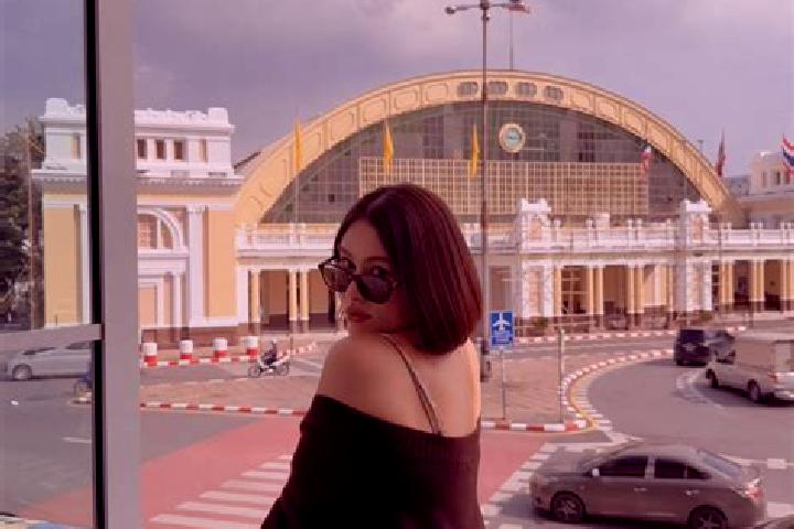 Ella, 23 — Escort in Sanguansi, China