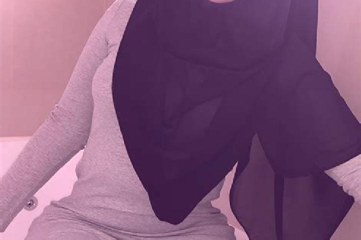 Ella, 23 — Escort in Tarut, Saudi Arabia