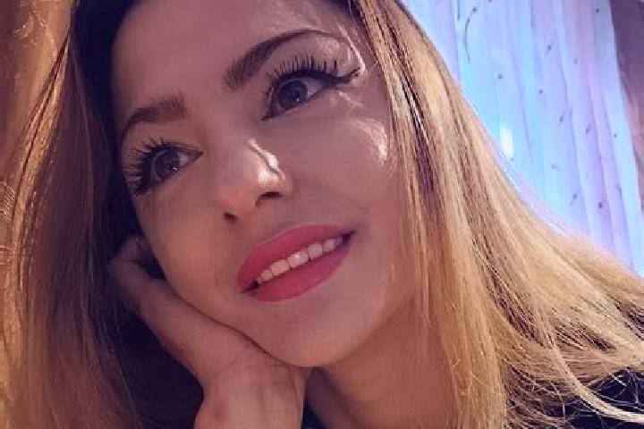 Ella, 23 — Escort in Vulcan, Romania