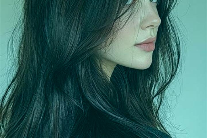 Ella, 24, a auburn brown-eyed middle eastern companion based in Fleurieu-sur-Saone. Offering OWO, A-Level, Roleplay, GFE. Available for incall and outcall, d...