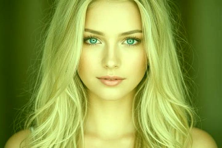 Ella, 24, a blonde brown-eyed mixed companion based in Rinteln. Offering Dinner Date, Girlfriend Experience, Overnight. Available for incall and outcall, day...