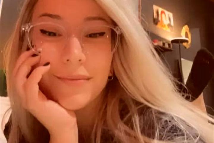 Ella, 24, a blonde grey-eyed indian companion based in Ocean City. Offering Fetish, Tantra, Roleplay. Available for incall and outcall, overnight bookings av...
