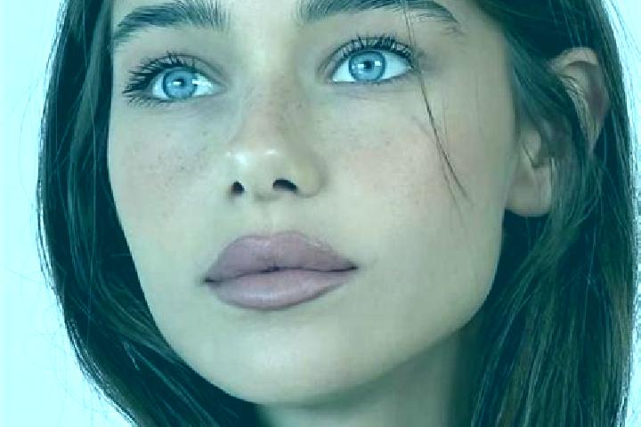 Ella, 24, a brunette brown-eyed ebony companion based in Rayadrug. Offering OWO, 69, A-Level. Available for incall and outcall, day and evening dates.