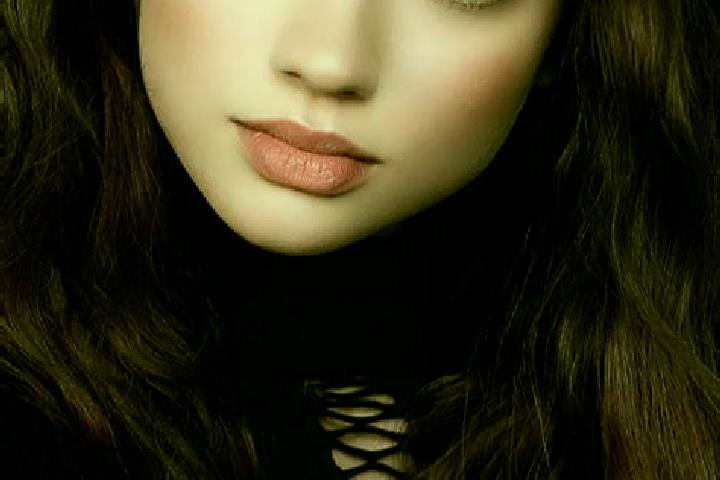 Ella, 24, a brunette dark-eyed indian companion based in Sulong. Offering Erotic Massage, Travel Companion, Couples, CIM. Available for incall and outcall, d...