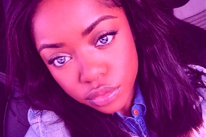 Ella, 24, a red blue-eyed ebony companion based in Hura. Offering Domination, Couples, Fetish. Available for incall and outcall, day and evening dates.