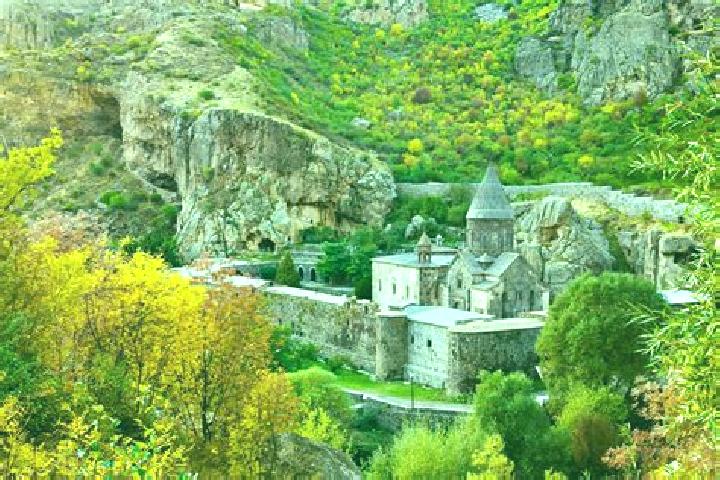 Ella, 24 — Escort in Areni, Armenia