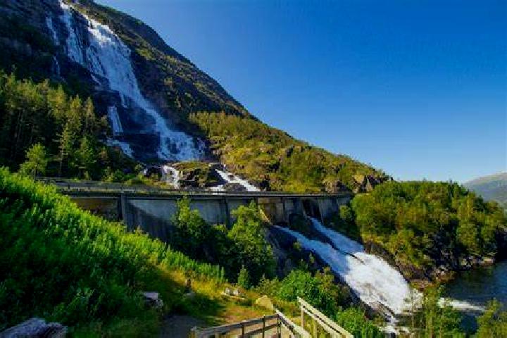 Ella, 24 — Escort in Etne, Norway