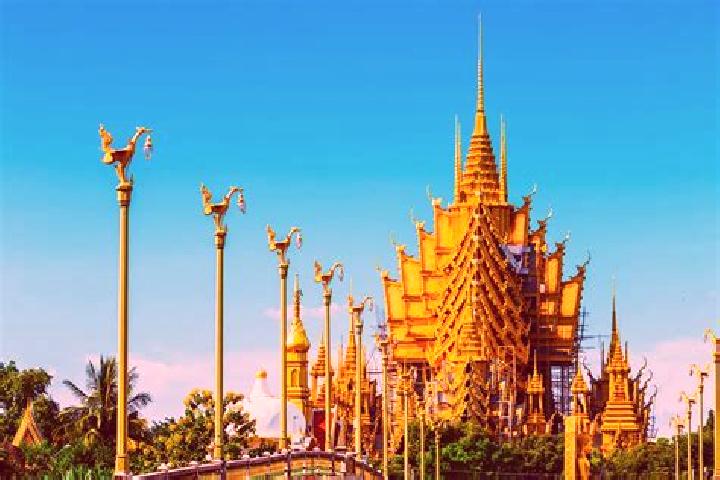 Ella, 24 — Escort in Phitsanulok, Thailand