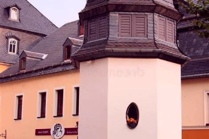 Ella, 24 — Escort in Schwarzenberg, Germany