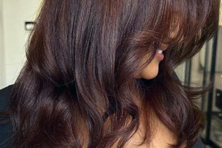 Ella, 25, a chestnut brown-eyed mixed companion based in Kitoy. Offering A-Level, GFE, Domination. Available for incall and outcall, overnight bookings avail...