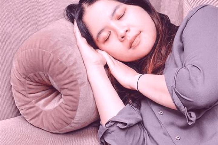 Ella, 25 — Escort in Bantal, Indonesia