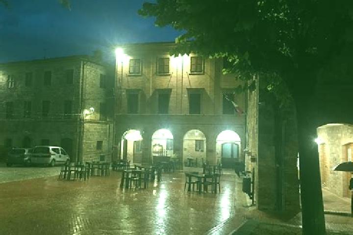 Ella, 25 — Escort in Belforte del Chienti, Italy