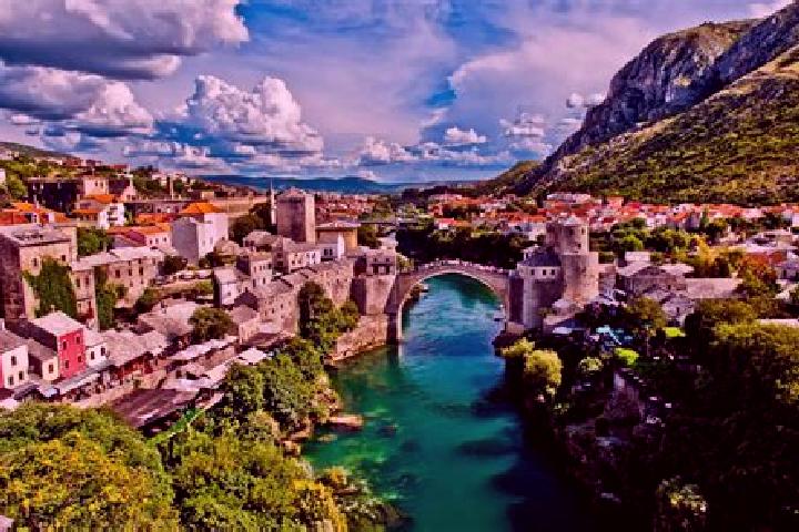 Ella, 25 — Escort in Kocerin, Bosnia and Herzegovina